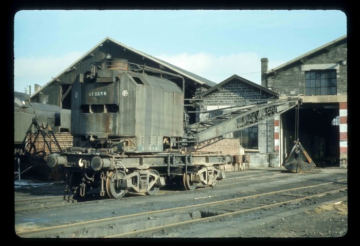 Grue Bondy à vapeur, Beaumont Dépôt Nov 70 02.jpg