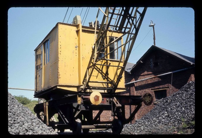 Grue à Charbon sur Rails, Fontaine le Dun Juil 71-4.jpg