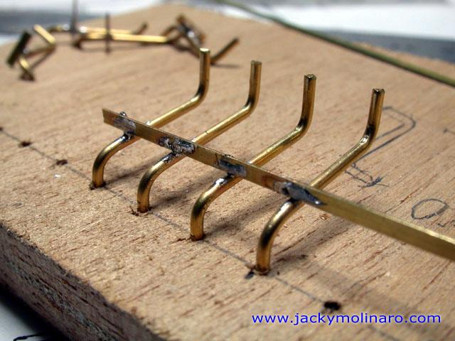 Supports de marchepieds.jpg