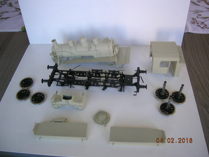 voici la machine en pieces detachees