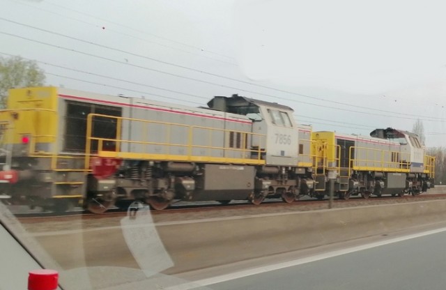 loco train 2.jpg