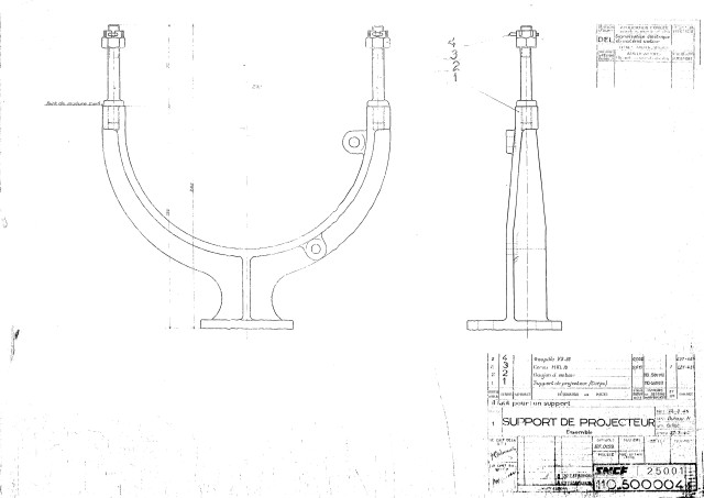 110-500 004 support de projecteur.jpg