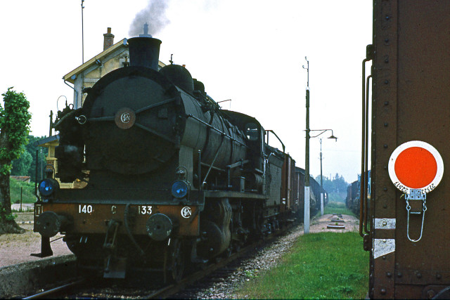 002 - Mussy-sur-Seine - 1969.06 - 140 C 133 + TOM Châtillon-Troyes - Cl.-B. Rossinelli.jpg