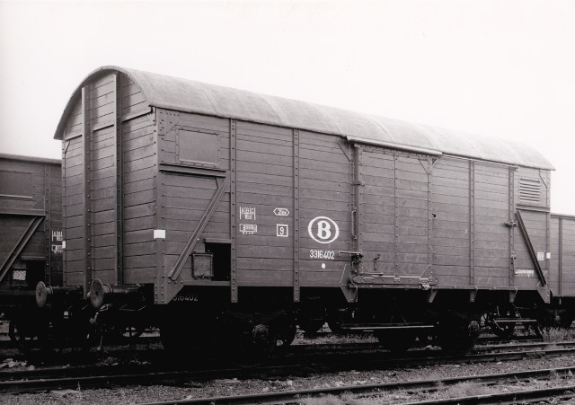 WAGON_COUVERT G20_SNCB2.jpg