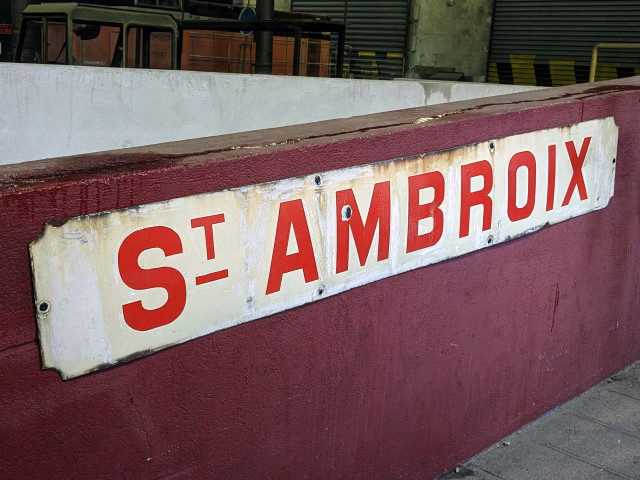 Plaque St Ambroix.jpg