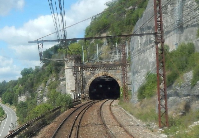 Tunnel de Mercues.JPG