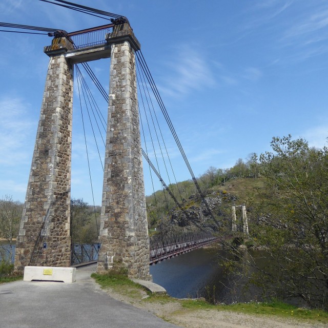 pont-suspendu-de-saint.jpg