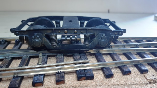 Test boggie contrerail.jpg