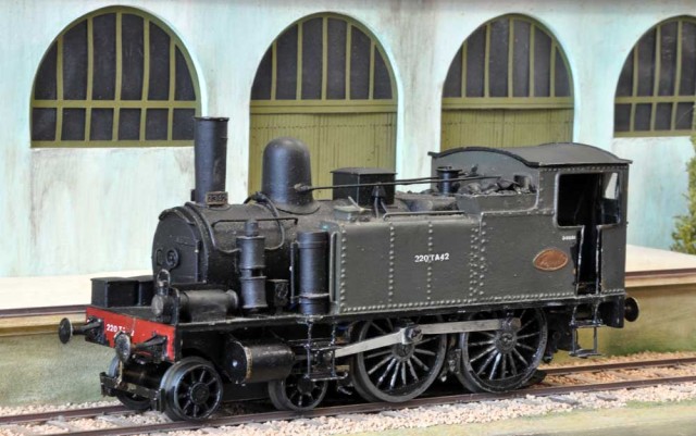 Aujourd'hui propriété de Francis Dupire, cette 220 TA Ravachol est une construction intégrale de Jean Delbecque. Construite il y a une trentaine d'années, elle est parfaitement à l'échelle et Francis a le souhait de la détailler à l'aide de pièces Kit Zéro.