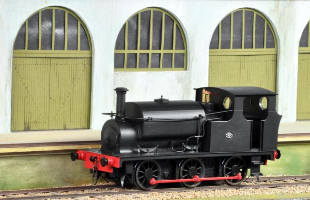 0-6-0 Hudswell Clarke de chez IXION, version noire.