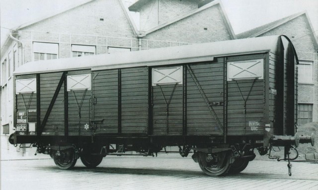 Gs-4-01-1200.jpg