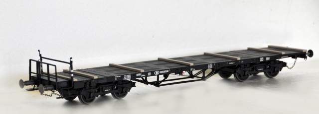 Voici le wagon concerné, dans sa version belge inscriptions blanches.