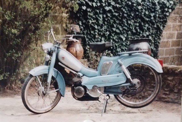 AU88 modèle 1961.jpg