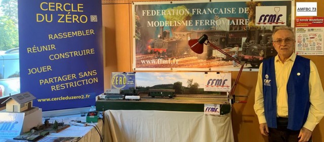 Stand CDZ à BASSENS 19/10 par Bruno D. DR AURA