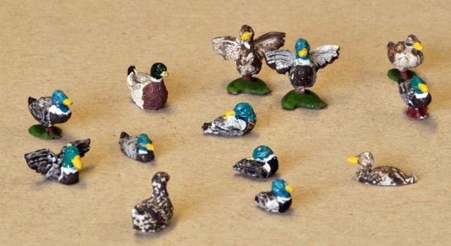 Canards de chez DUNCAN, mais aussi de chez LANGLEY pour les 4 photos.<br />Canards colverts.