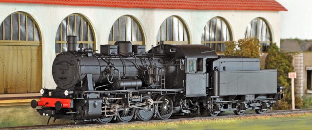 Photo 3/4 avant sur le diorama habituel.