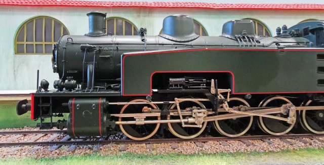 FB-050TQ-05-1200.jpg