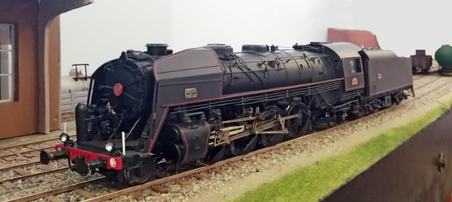 15-141R-02-1200.jpg