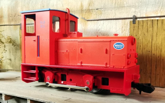 D'André Laurent, le locotracteur Fleischmann Magic Train qui roule sur de la voie étroite (voie de 16,5 mm comme celle du H0), prévu pour la voie de la carrière, sur P. Lycan's Quarry !