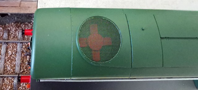 Le ventilateur (fixe) est visible au travers de la grille.<br />Chez Rail of Sheffield elle est disponible au prix de 200 livres (<>240 euros).