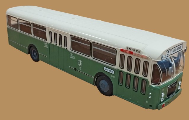 André toujours, c'est évident pour ceux qui le connaissent !<br />De la collection Hachette. Bus de Valenciennes, avec comme destination Saint-Amand-les-Eaux, de marque Brossel, type BL55, fabriqué en Belgique en 1966 ! <br />André ne pouvait pas le rater !