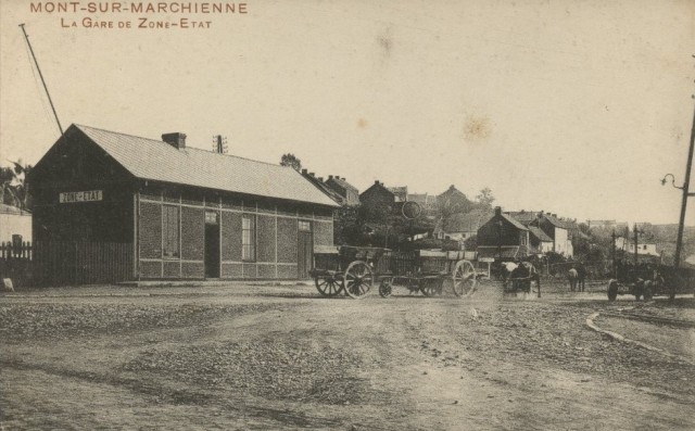 Carte postale ancienne qui représente la gare.