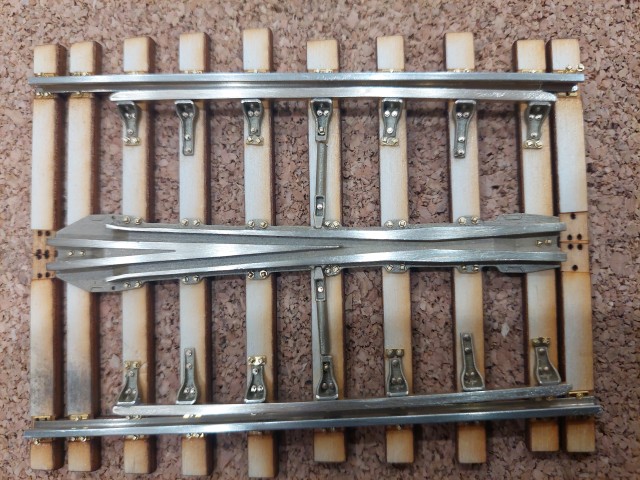croisement Tg 0.11 attaches directes.jpg