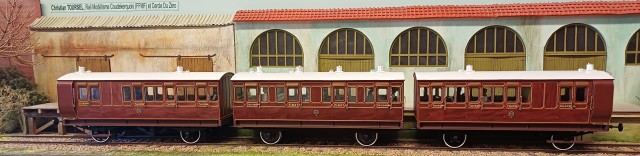 DAPOL LBSC banlieue – Acajou 3ème/fourgon 917 et 918 – 1ère/2ème 418