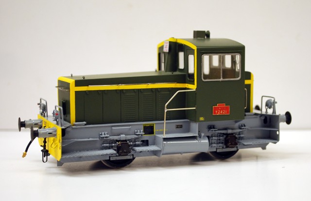 Haxo Modele Y2421-1-43 monté-1w.jpg