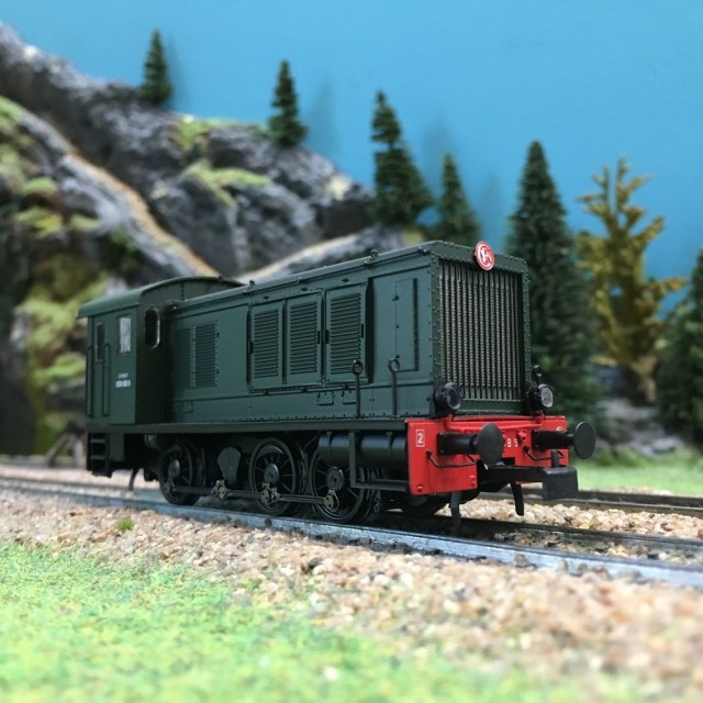 locomotive-diesel-030-ep-iii-sncf-ho-187-brawa-41624.jpg