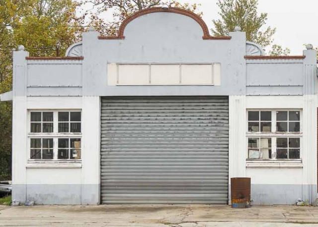 9 garage ancien bis.jpg