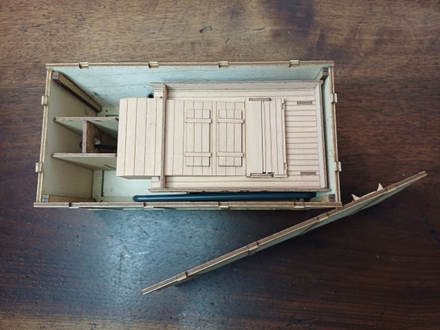 j'aime bien la packaging qui permet de charger une jolie caisse sur un plat...