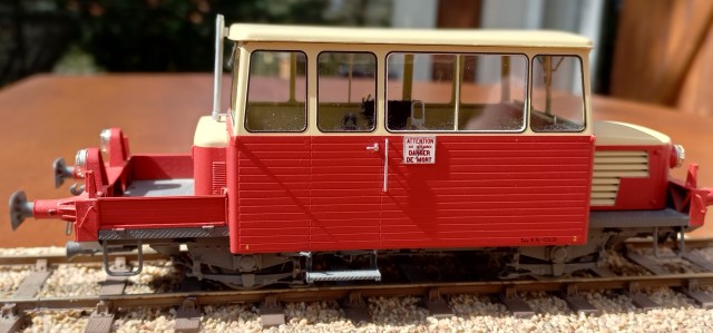DU 65 2.jpg