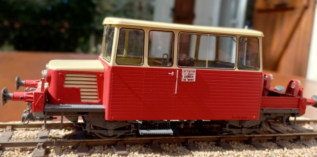 DU 65 3.jpg