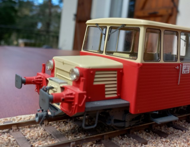 DU 65 4.jpg