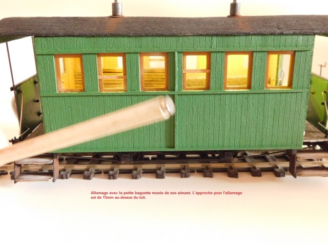 Finition wagon voyageurs 1.35 (4) 007.JPG