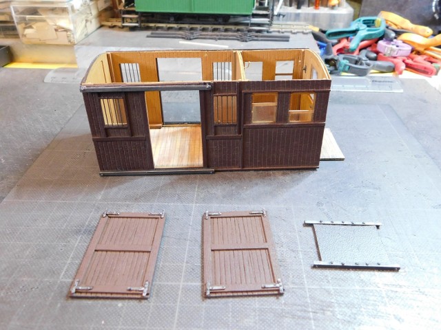 Wagon 3cl & fourgon 1.35ème (6) 001.JPG