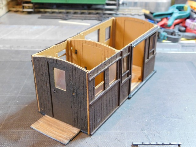 Wagon 3cl & fourgon 1.35ème (6) 003.JPG