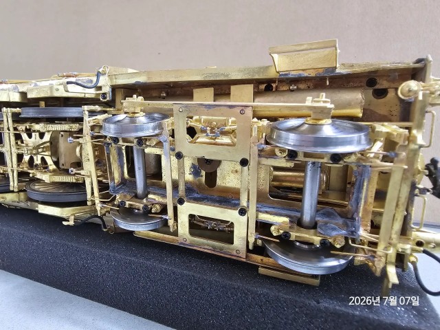 2D2 9135-chassis.jpg