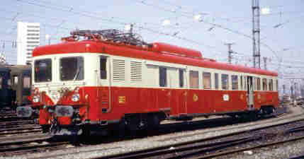 22607-09EssenciaTrains-z7100.jpg