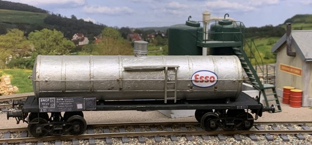 wagon citerne TP équipé