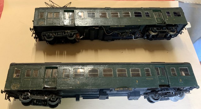 Automotrice et voiture S.O. Z23181-2, 3 rails